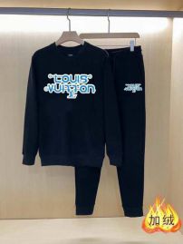 Picture of LV SweatSuits _SKULVM-4XLkdtn13329335